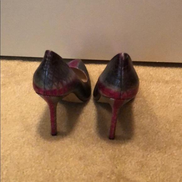 Vince camuto pumps - Picture 3 of 3